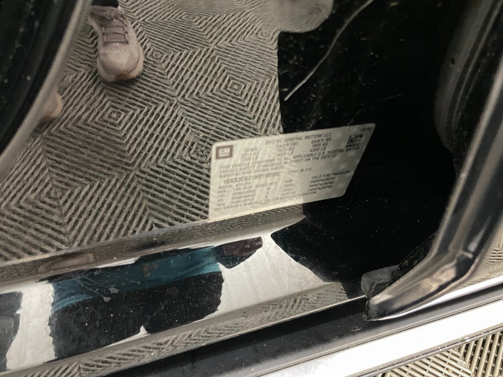 Used 2017 GMC Yukon Denali w/ Open Road Package image 40