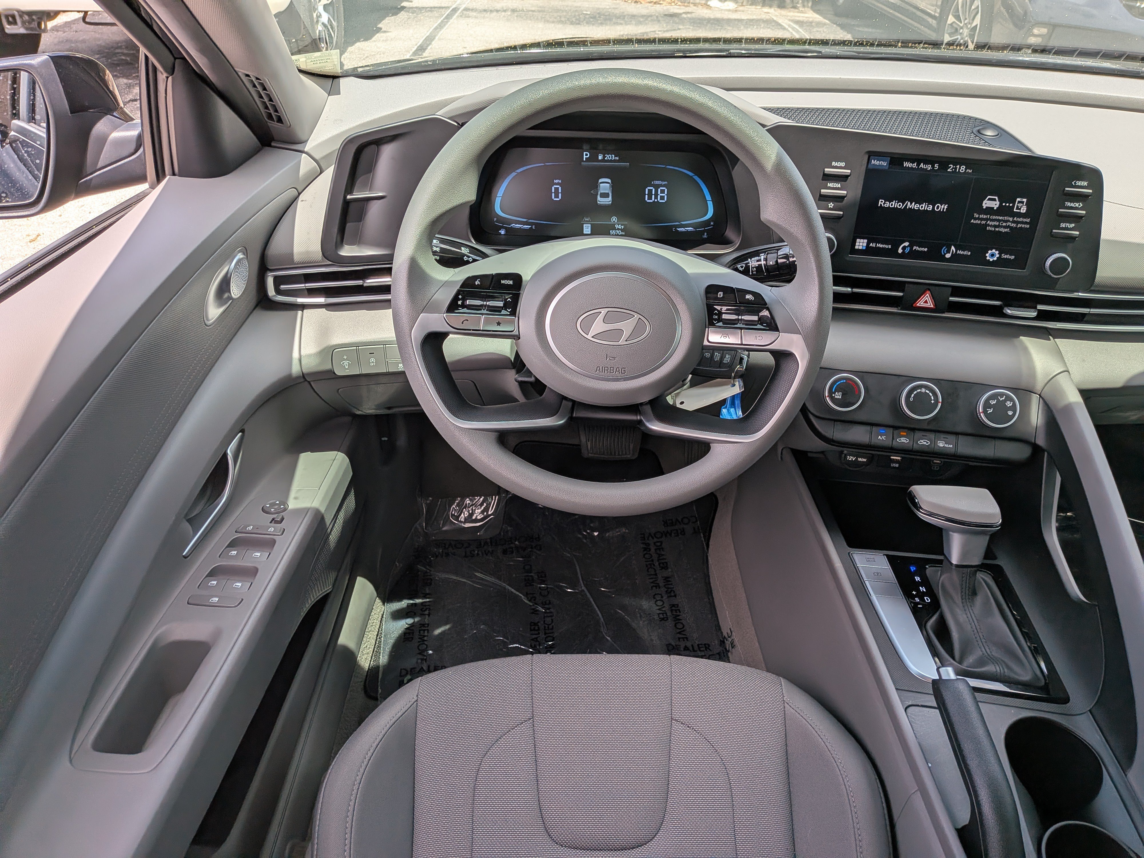 Used 2026 Hyundai Elantra SE FWD image 16