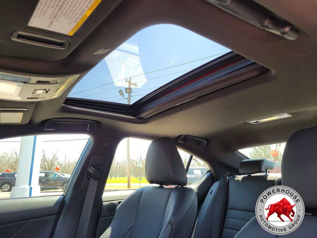 Used 2022 Lexus IS 350 F Sport image 21