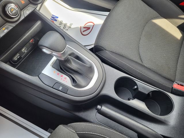 Used 2024 Kia Forte LXS image 18