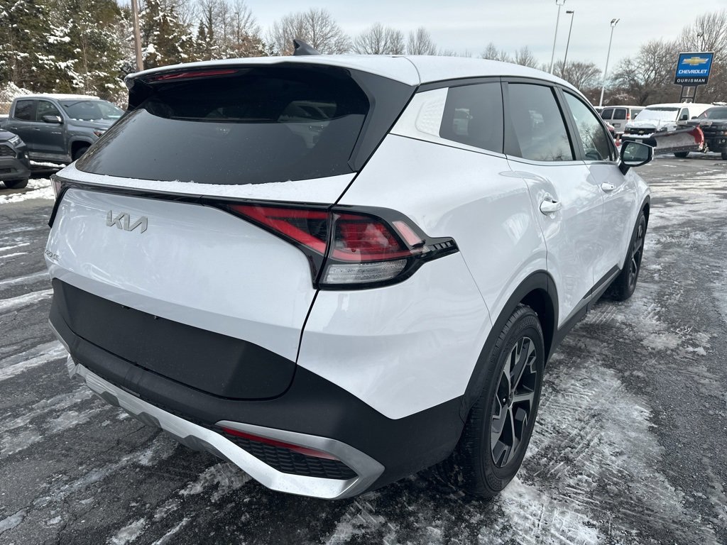 Used 2023 Kia Sportage EX image 5