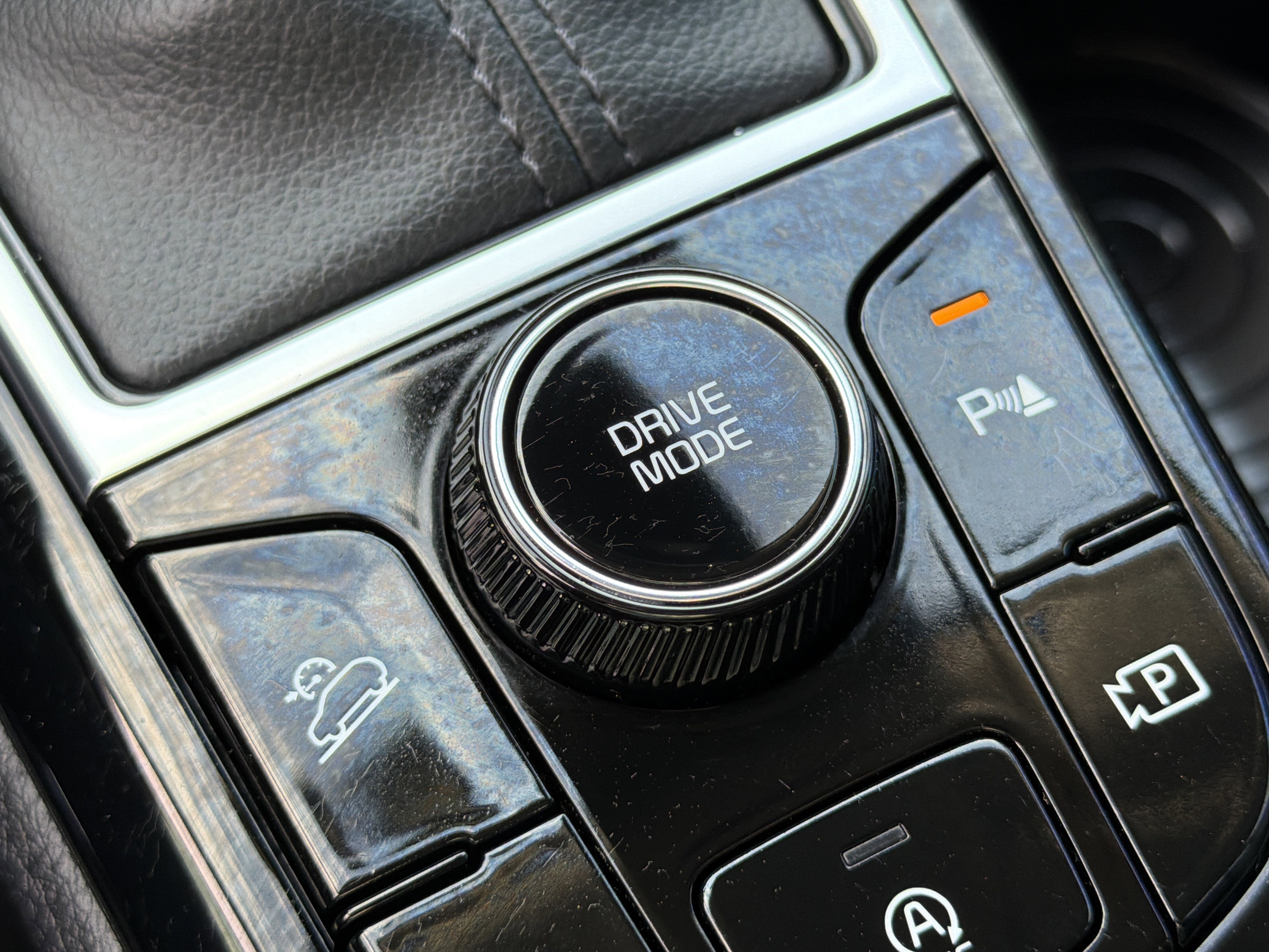 Used 2024 Kia Sportage SX image 32