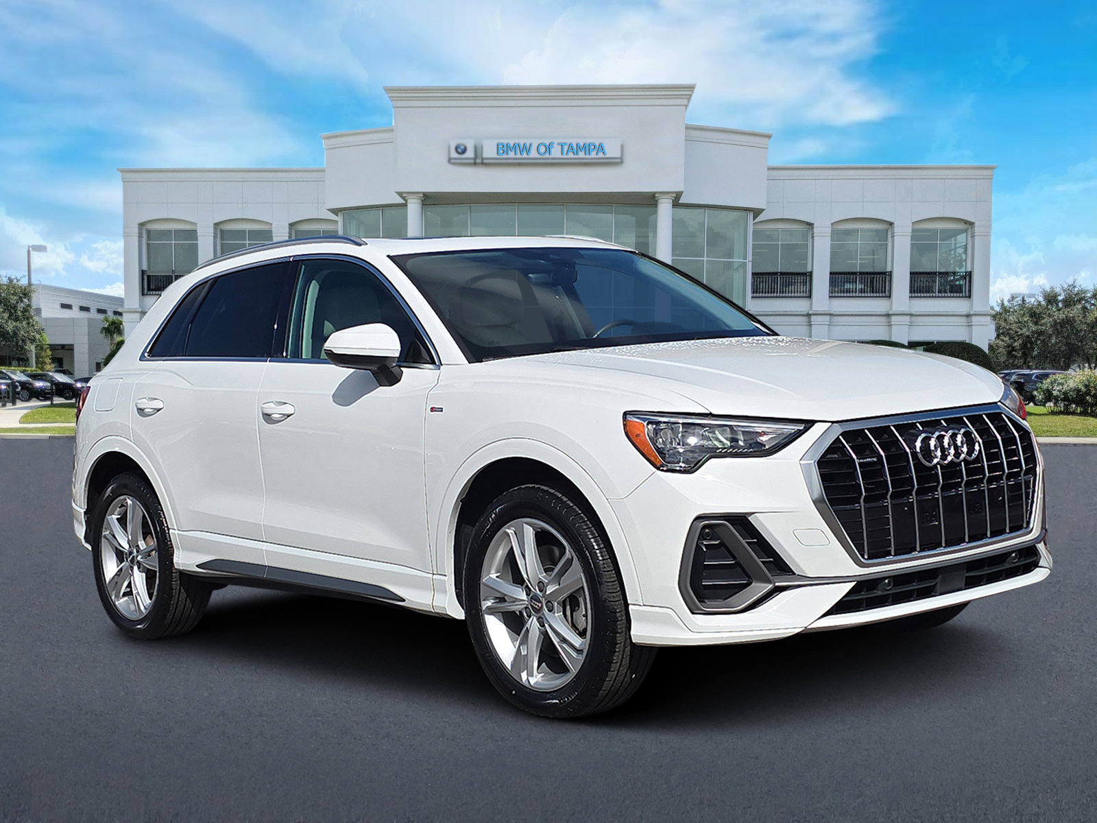 Used 2020 Audi Q3 2.0T Premium w/ Convenience Package