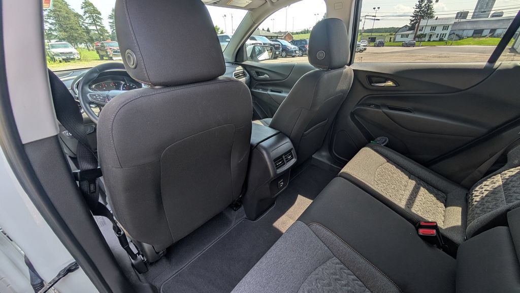 Used 2024 Chevrolet Equinox LT AWD/4WD image 13