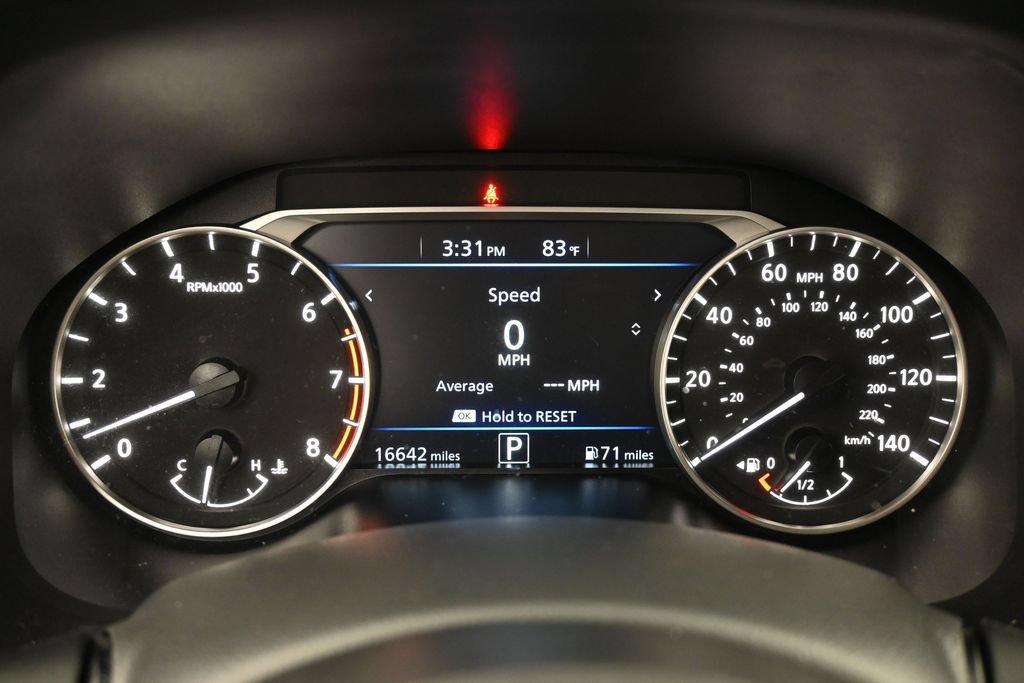 Used 2024 Nissan Altima 2.5 SR FWD image 26