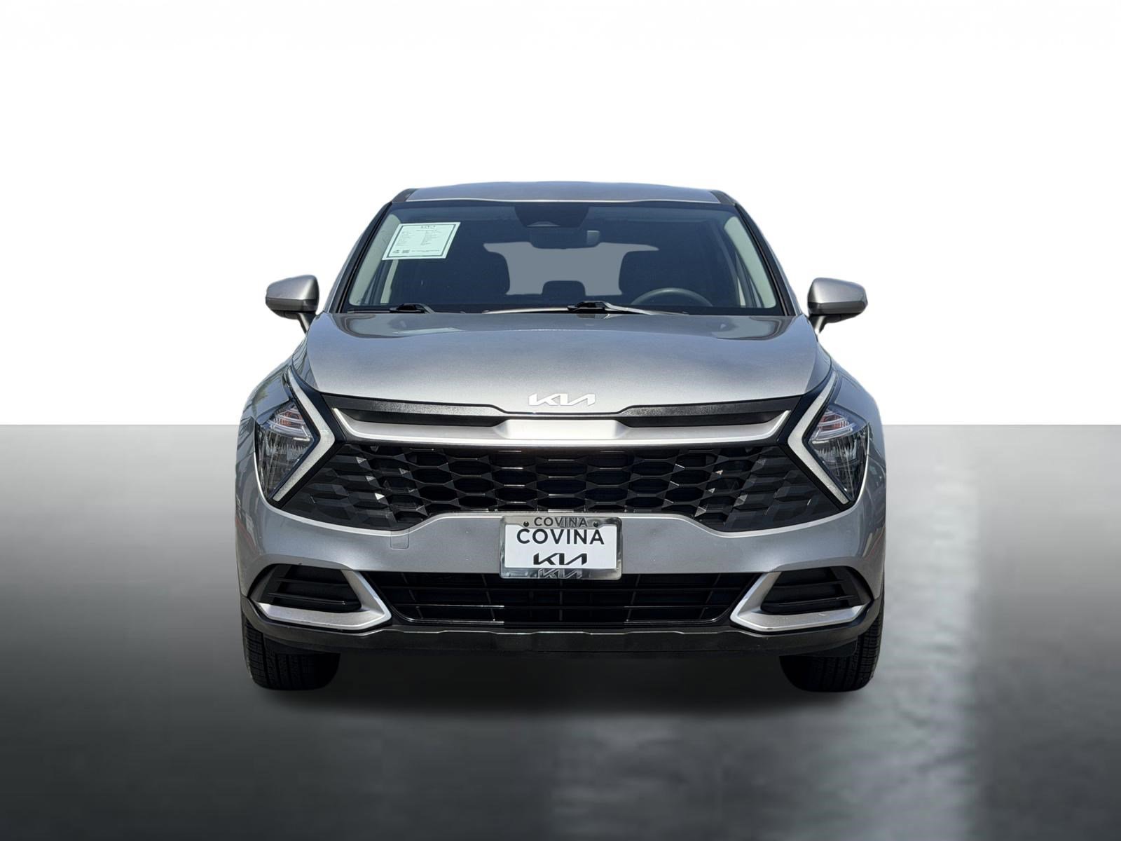 Used 2023 Kia Sportage LX image 3