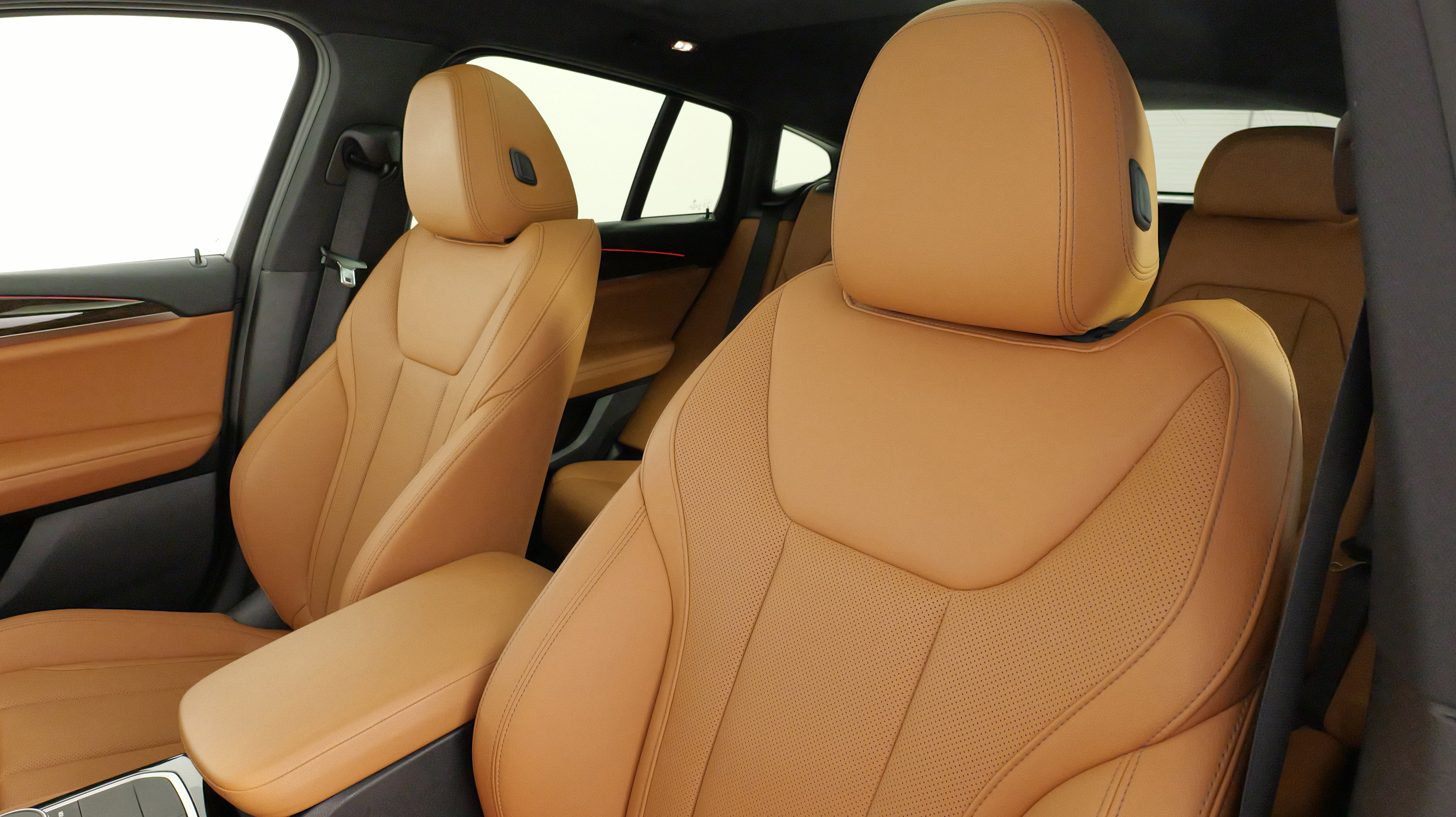 Used 2023 BMW X4 xDrive30i w/ Premium Package image 32