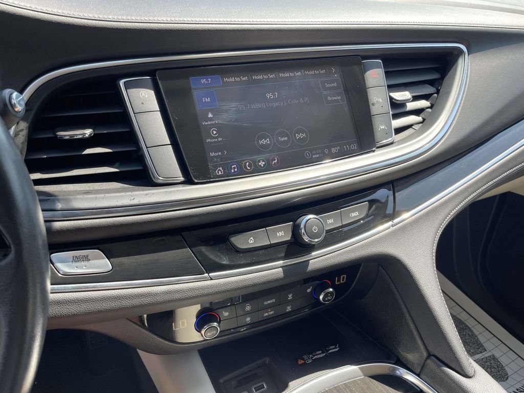 Used 2023 Buick Enclave Essence FWD image 23