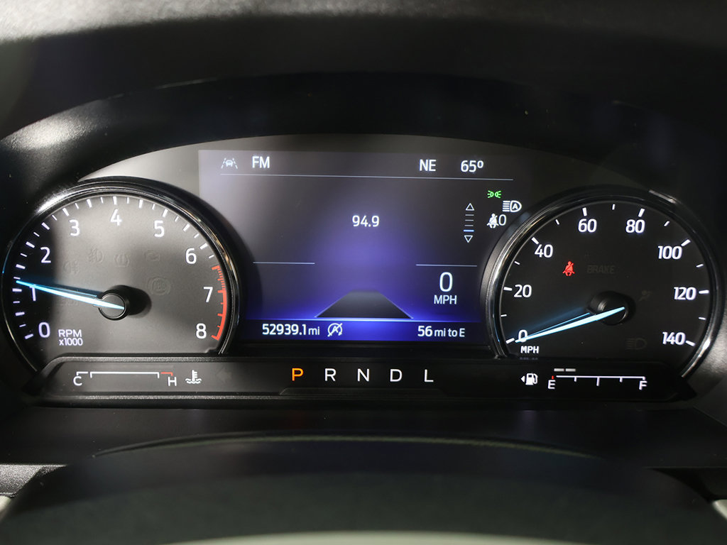 Used 2024 Ford Explorer XLT AWD/4WD image 42
