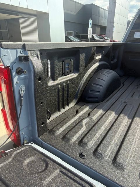 New 2026 Ford F350 Lariat w/ Black Appearance Package AWD/4WD image 12