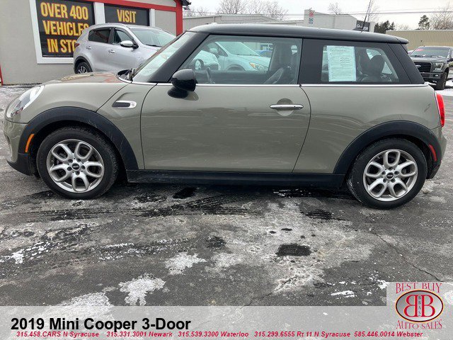Used 2019 MINI Cooper 2-Door Hardtop w/ Storage Package image 3