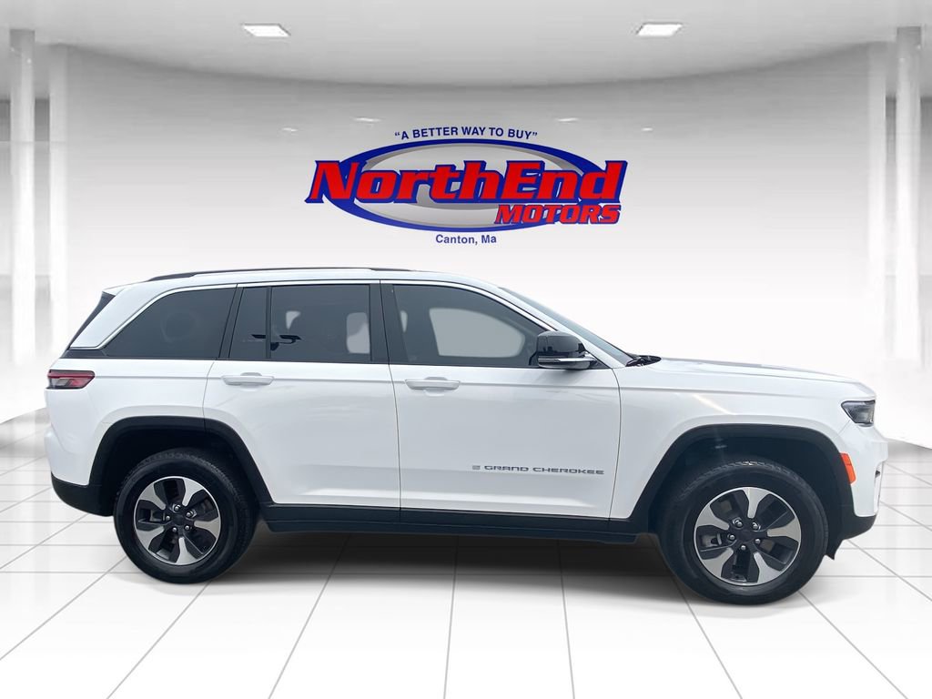 Used 2024 Jeep Grand Cherokee Limited 4xe image 8