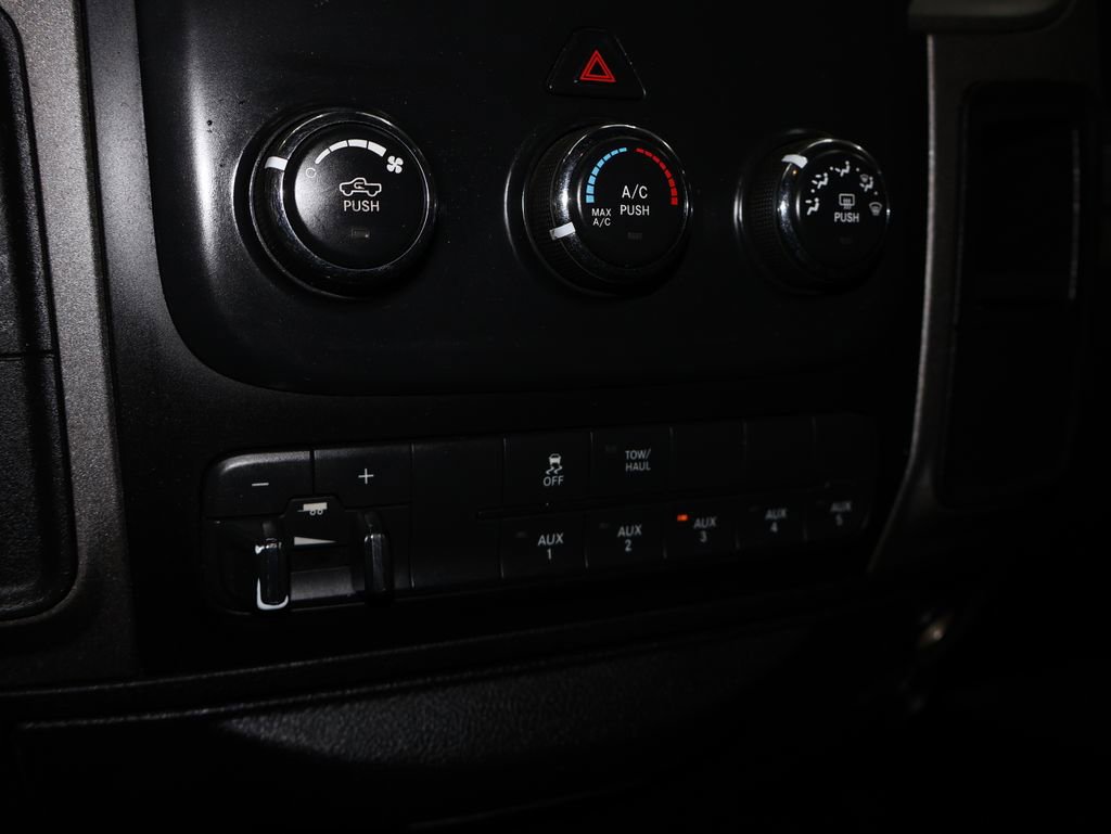 Used 2016 RAM 2500 Tradesman image 24