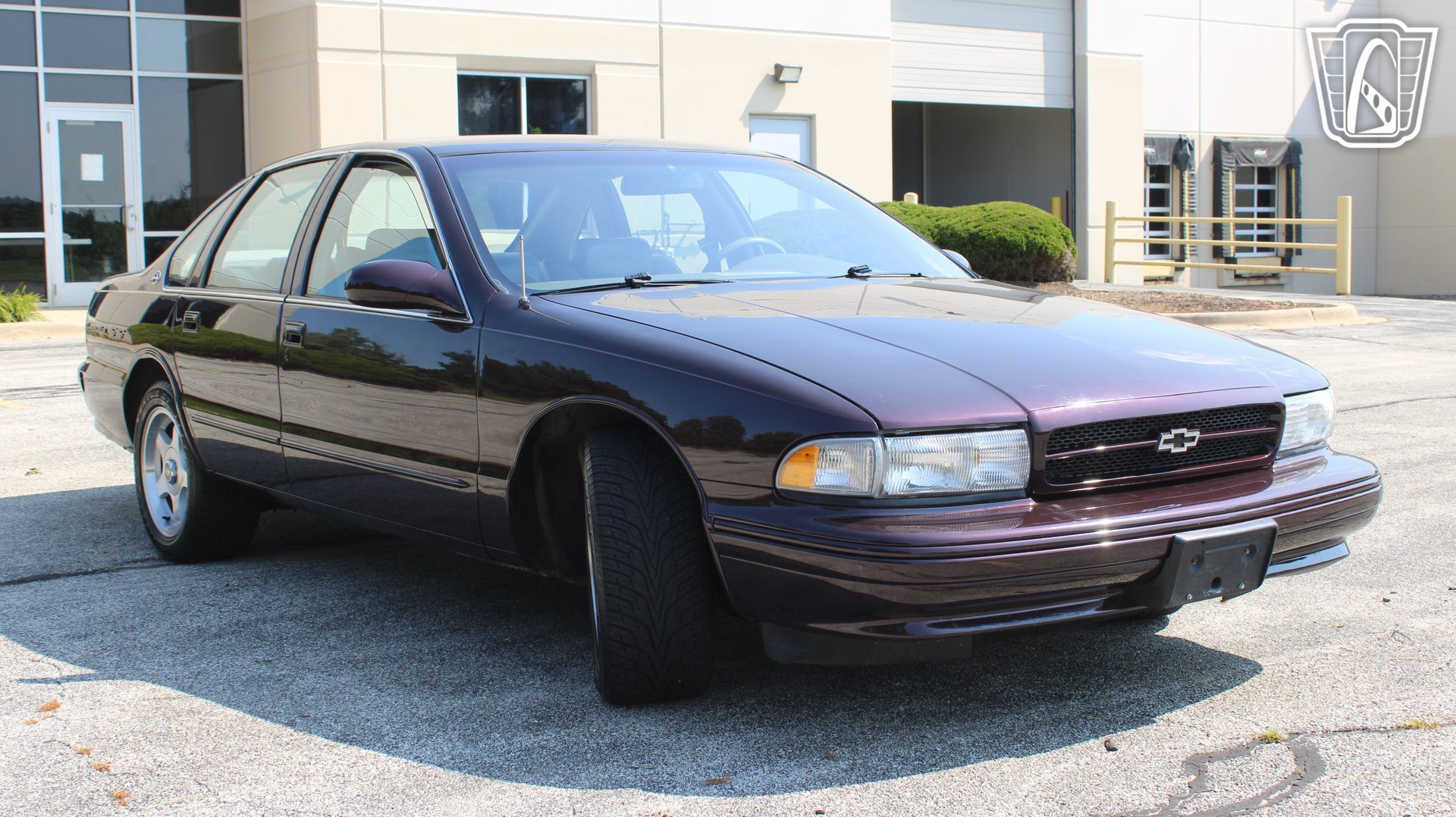 Used 1996 Chevrolet Impala SS RWD image 2