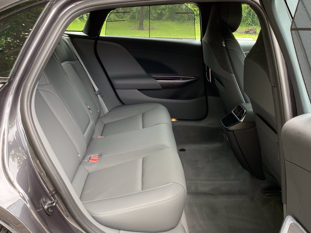 Used 2024 Lucid Air Pure RWD image 21