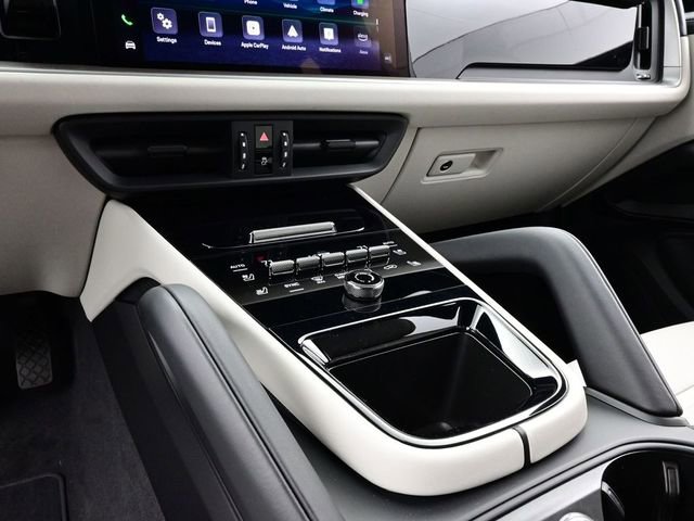 New 2026 Porsche Cayenne E-Hybrid image 11