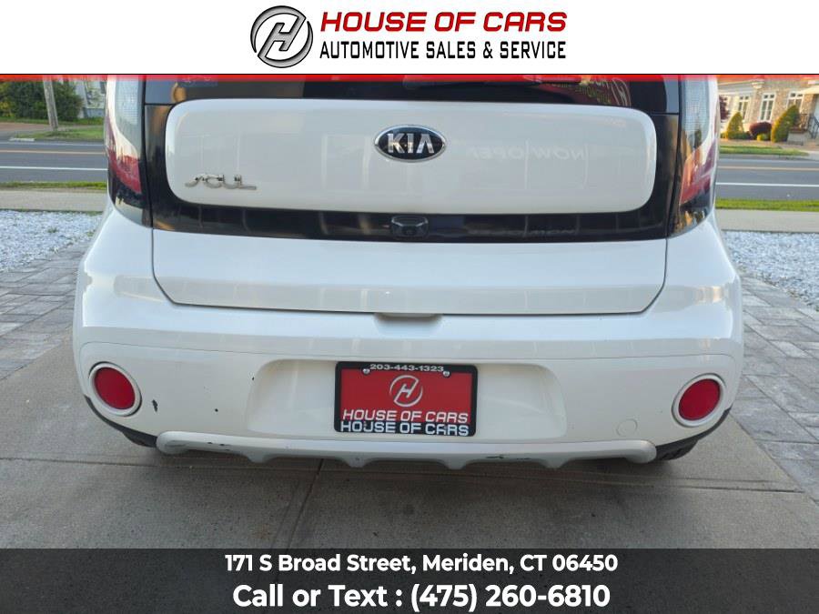 Used 2018 Kia Soul + FWD image 15