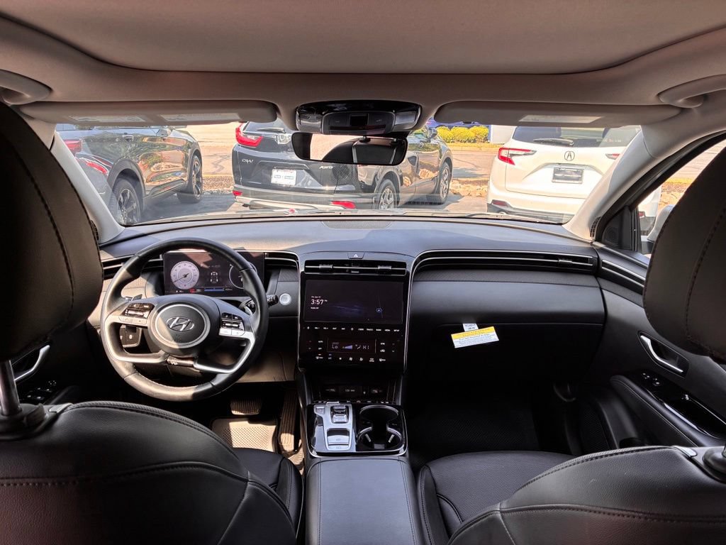 Used 2023 Hyundai Tucson Limited AWD/4WD image 16