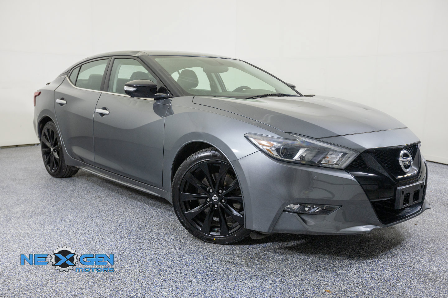 Used 2018 Nissan Maxima SR w/ Midnight Edition