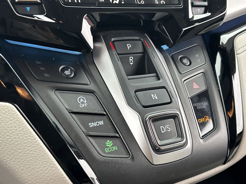 Used 2025 Honda Odyssey Touring image 16