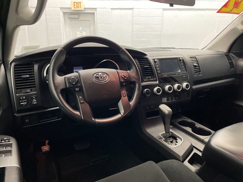 Used 2022 Toyota Sequoia TRD Sport AWD/4WD image 11