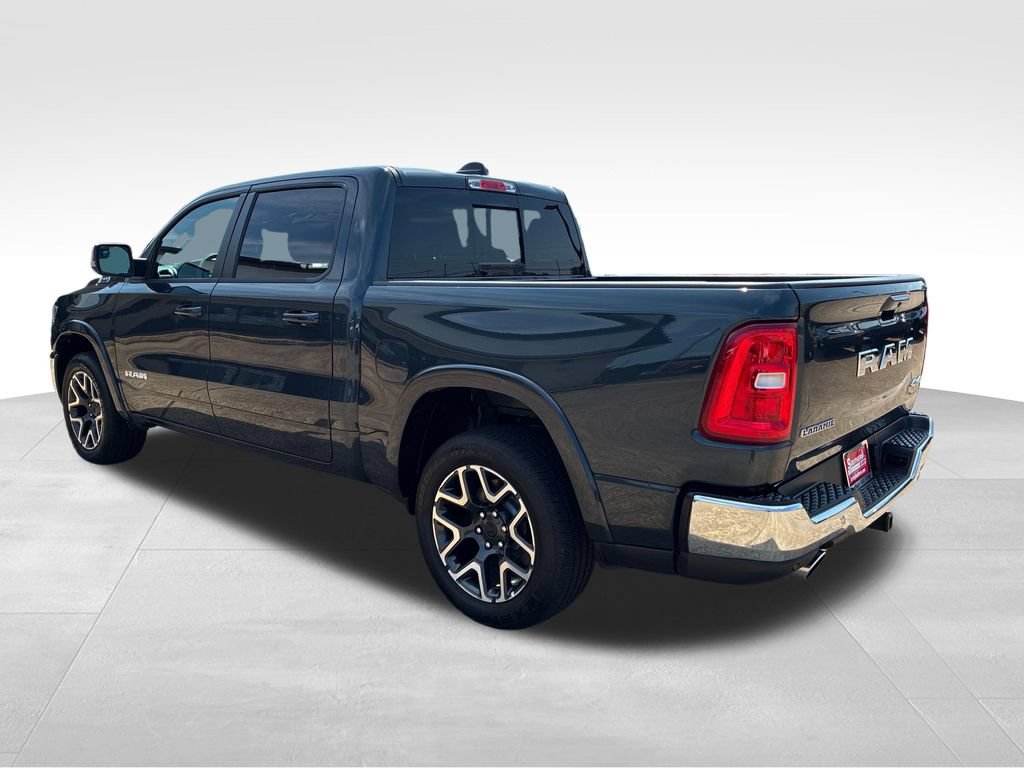 Used 2026 RAM 1500 Laramie AWD/4WD image 3