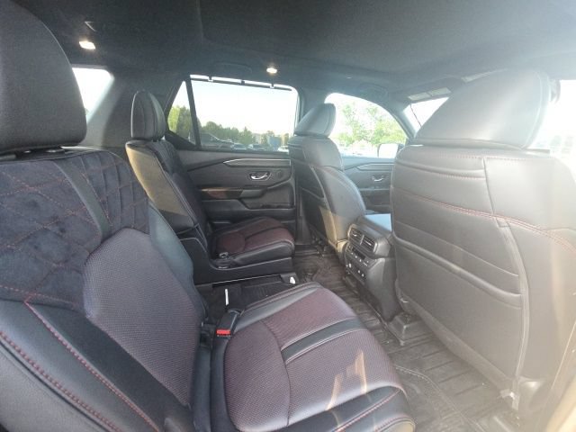 Used 2026 Honda Pilot Black Edition image 19