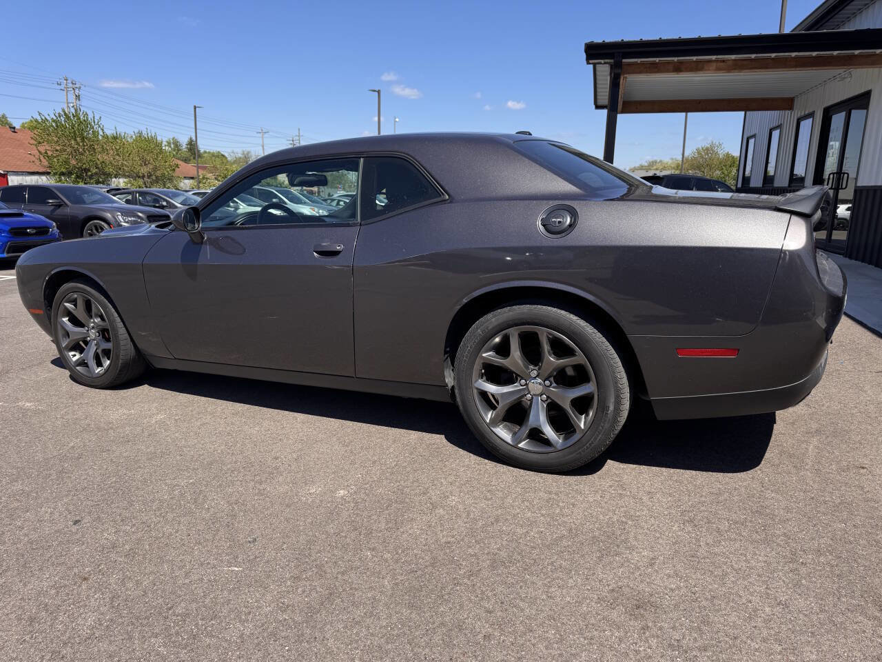 Used 2016 Dodge Challenger SXT image 13