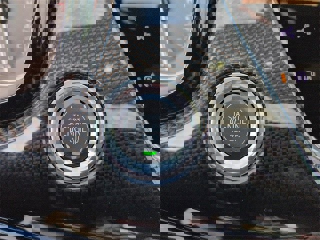 Used 2024 Cadillac XT6 Sport w/ Technology Package image 22