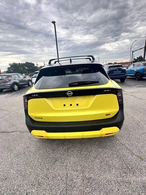 New 2025 Nissan Kicks SR image 9