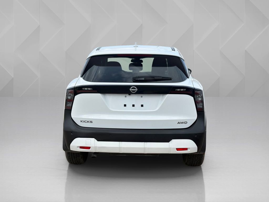 Used 2025 Nissan Kicks SV AWD/4WD image 6