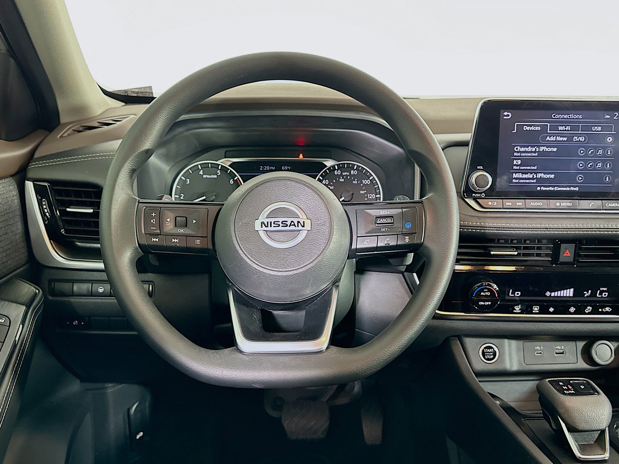 Used 2021 Nissan Rogue SV image 18