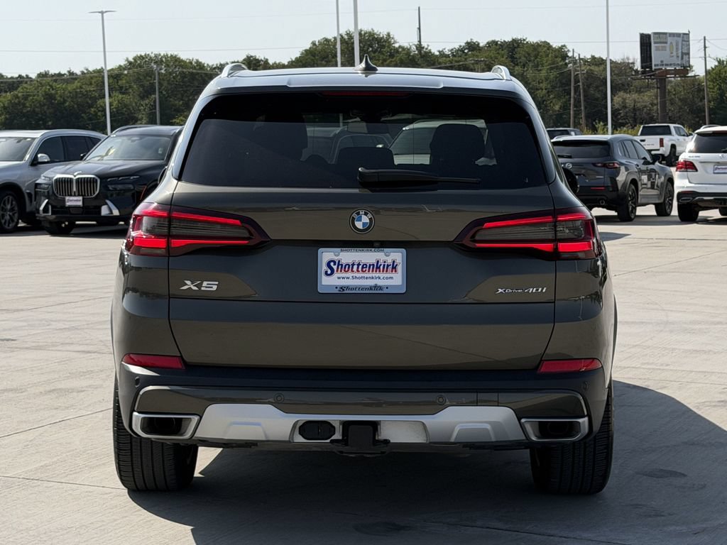 Used 2023 BMW X5 xDrive40i w/ Premium Package AWD/4WD image 5