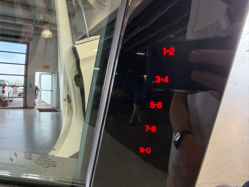 Used 2023 Lincoln Corsair Reserve w/ Equipment Group 201A image 39