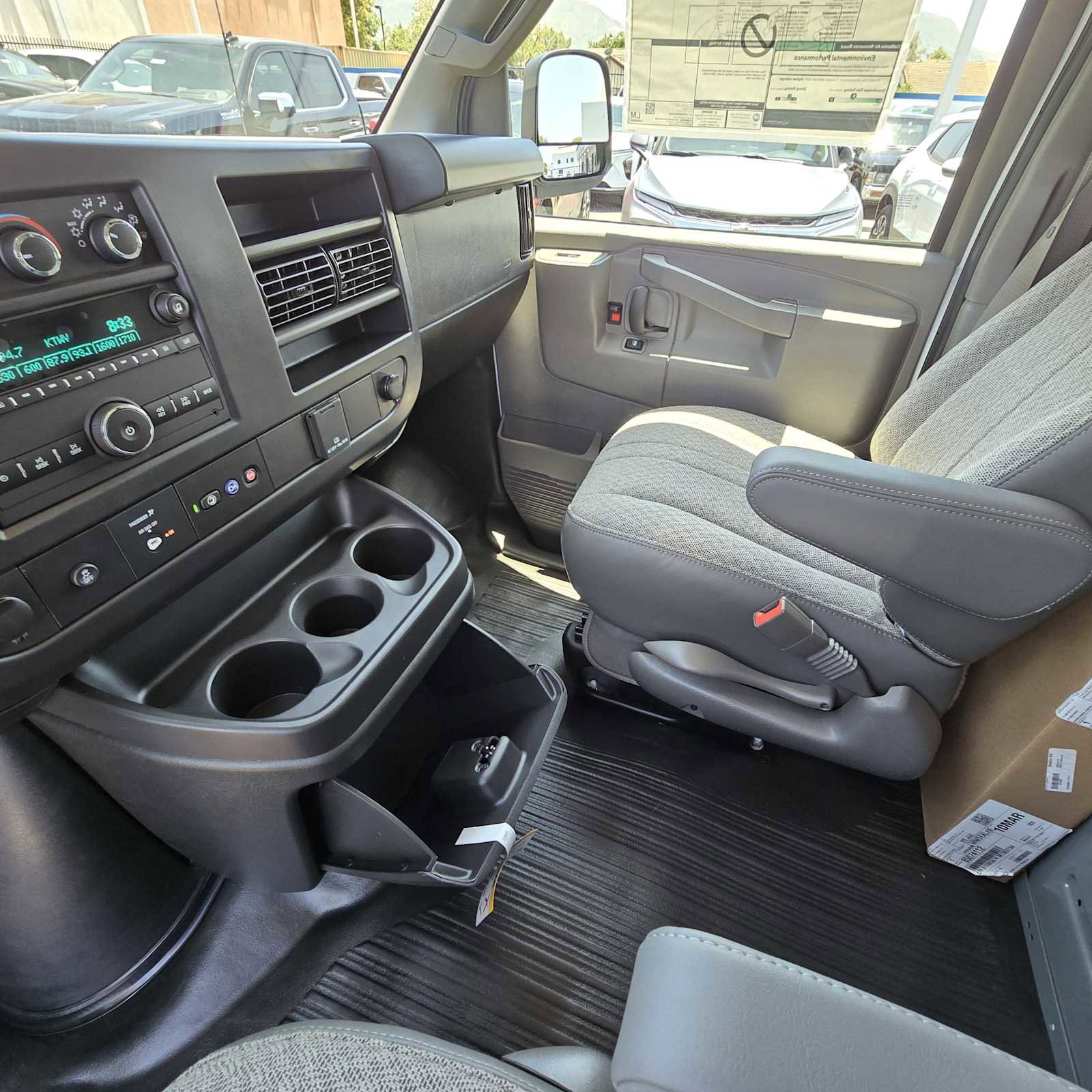 New 2025 Chevrolet Express 2500 w/ Driver Convenience Package image 31