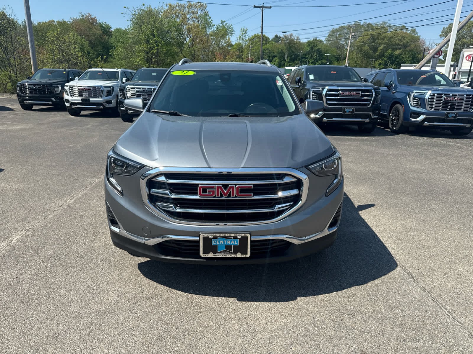 Certified 2021 GMC Terrain SLT w/ Infotainment Package II AWD/4WD image 8