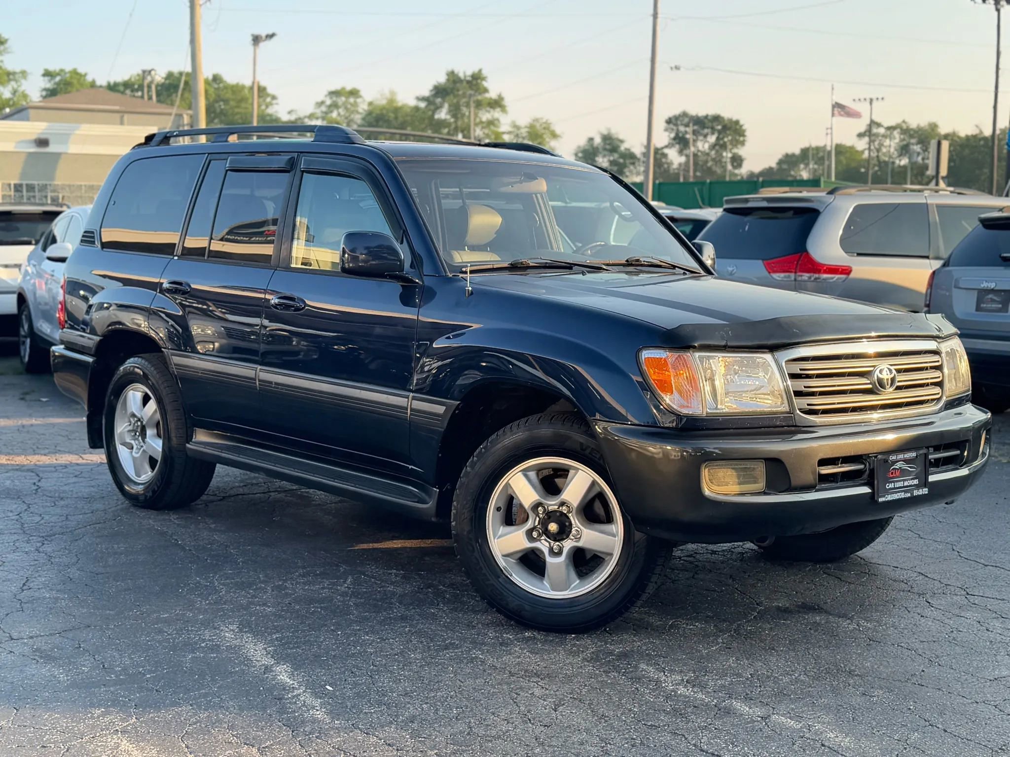 Used 2004 Toyota Land Cruiser AWD/4WD image 2
