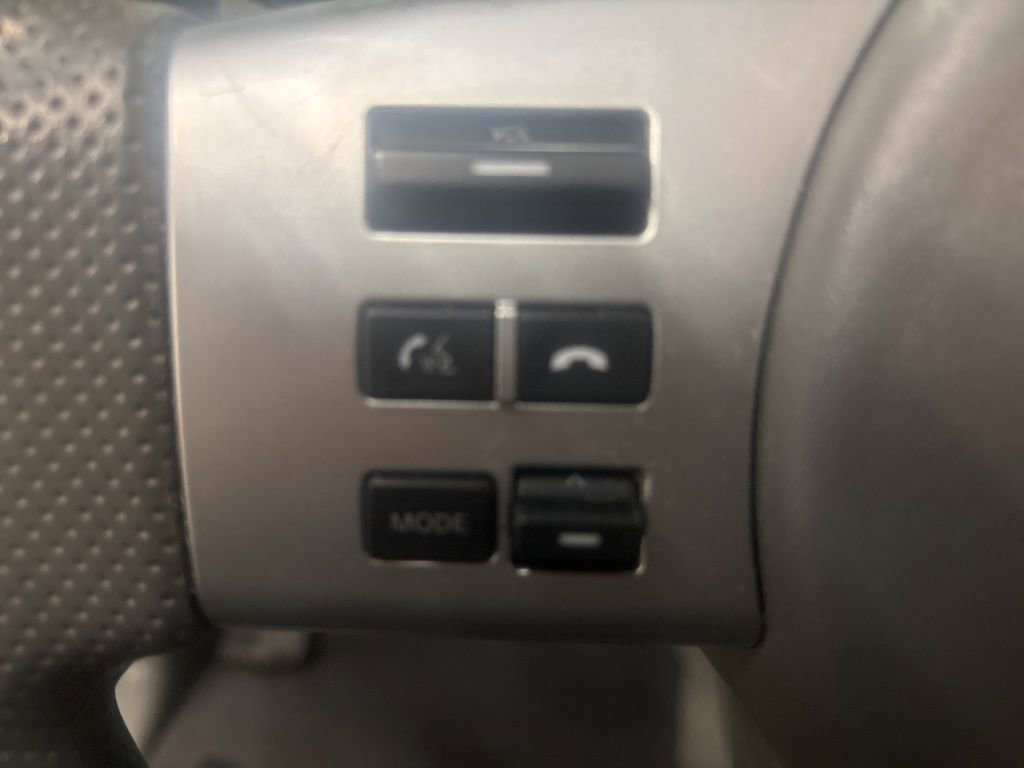 Used 2014 Nissan Frontier SV image 17