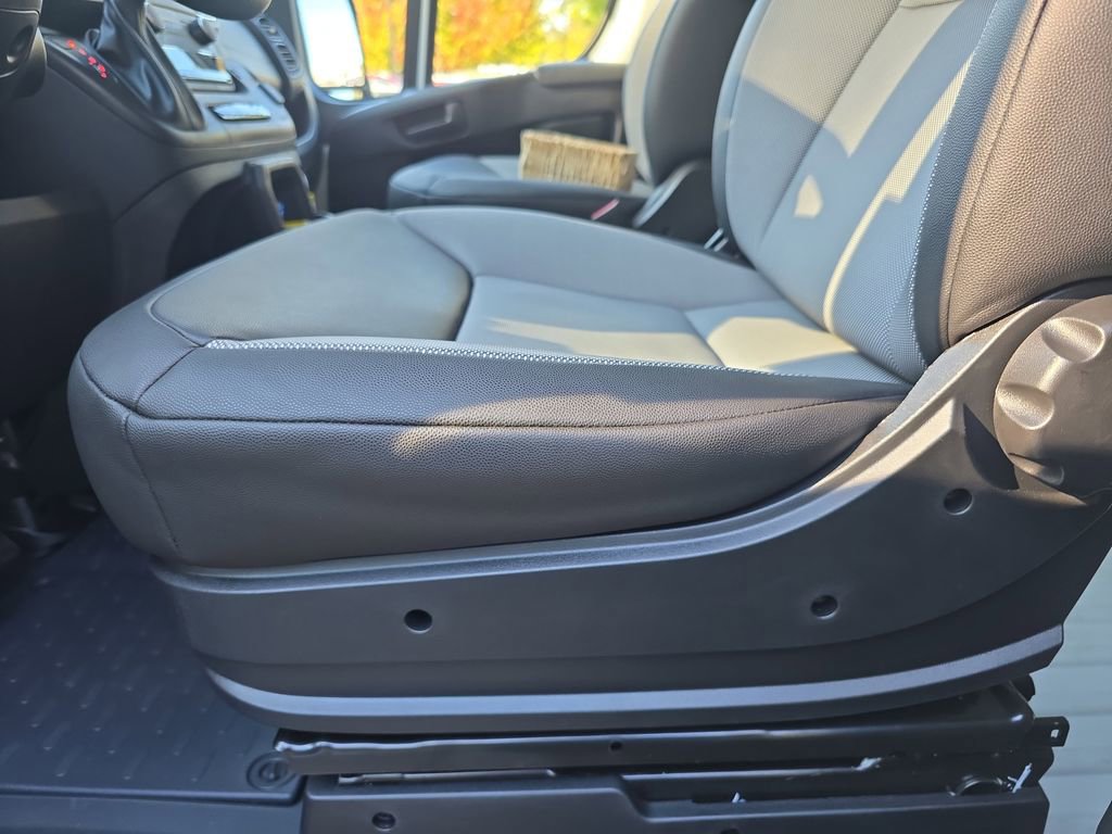 New 2026 RAM ProMaster 1500 w/ Convenience Group FWD image 28