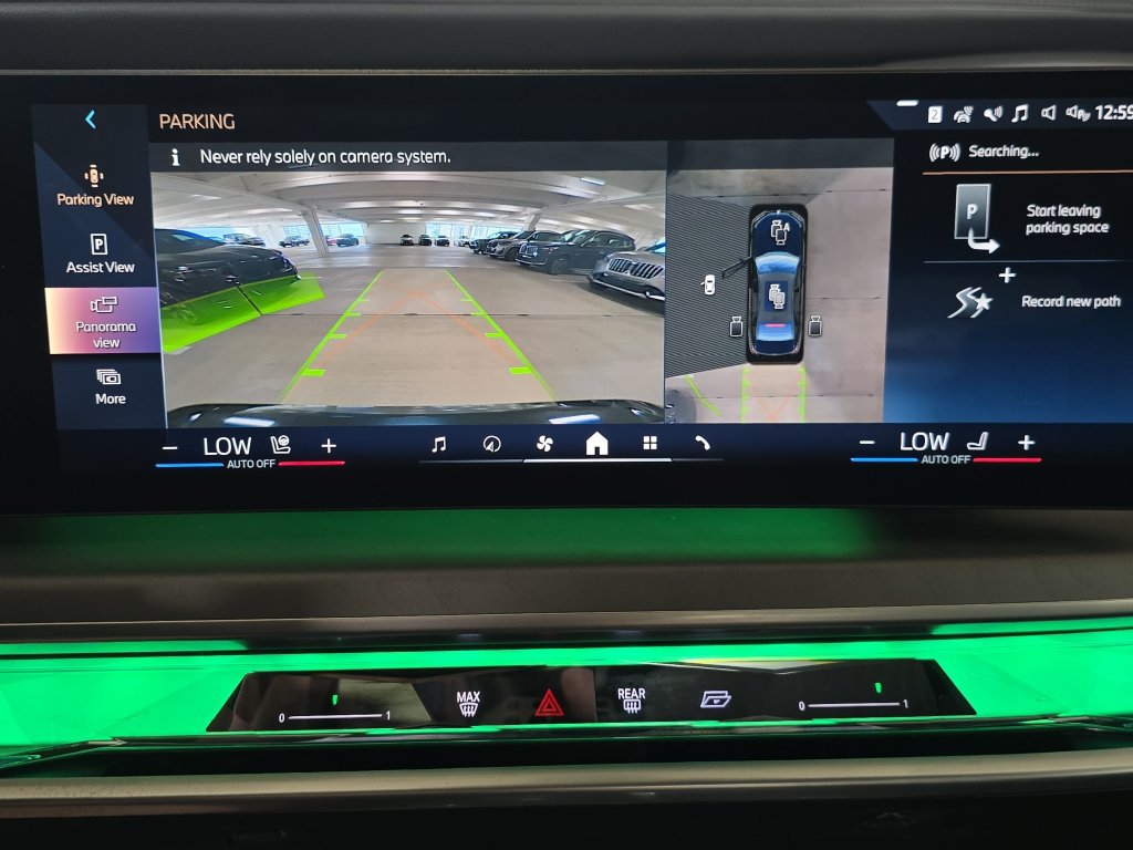 Certified 2023 BMW 760i xDrive AWD/4WD image 24