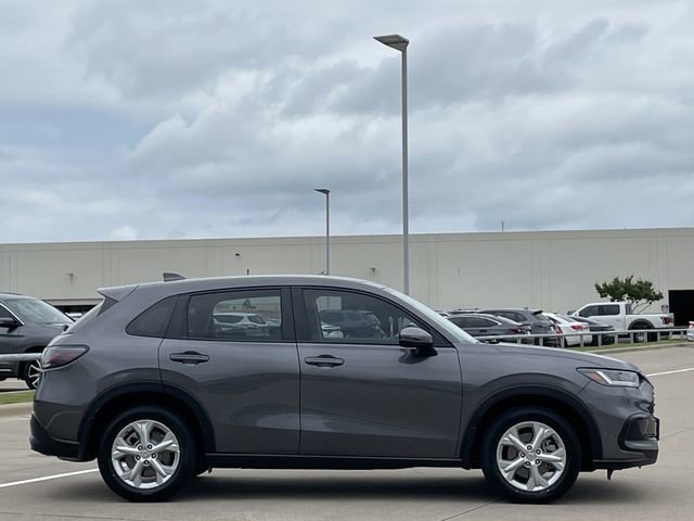 Certified 2025 Honda HR-V LX image 3