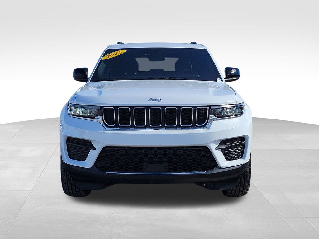 New 2025 Jeep Grand Cherokee Laredo X w/ Luxury Tech Group I image 2