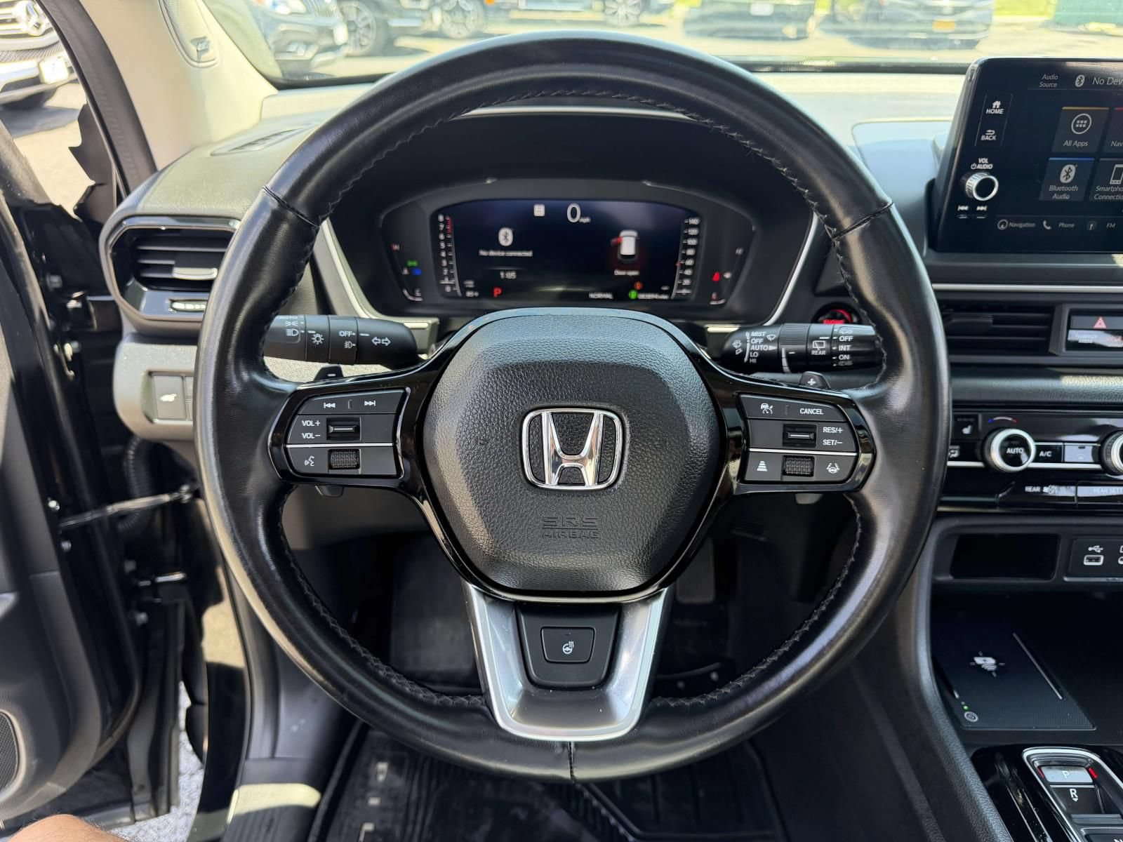Used 2023 Honda Pilot Elite image 29