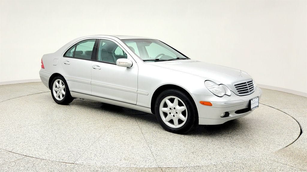Used 2003 Mercedes-Benz C 240 Sedan image 3