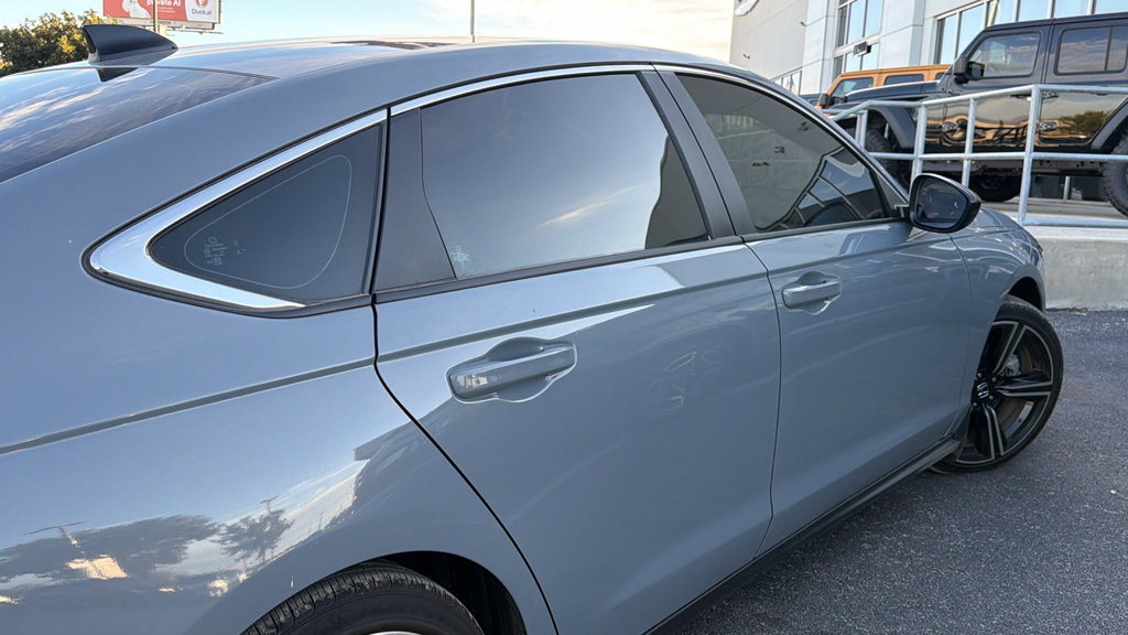 Used 2025 Honda Accord Sport image 12