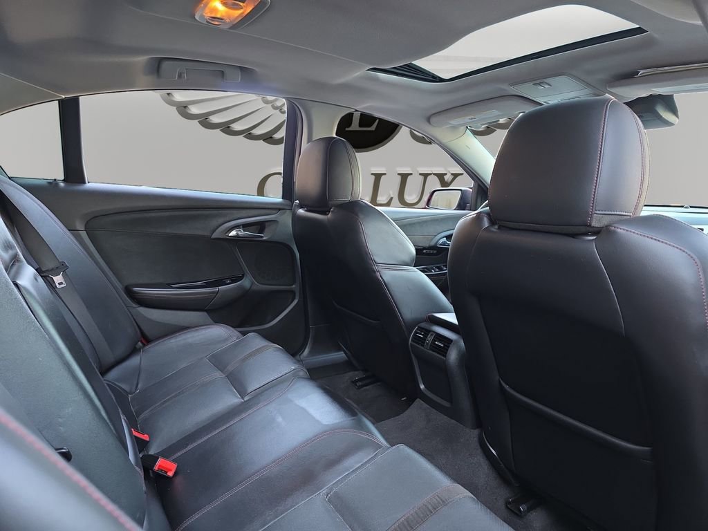 Used 2014 Chevrolet SS RWD image 22