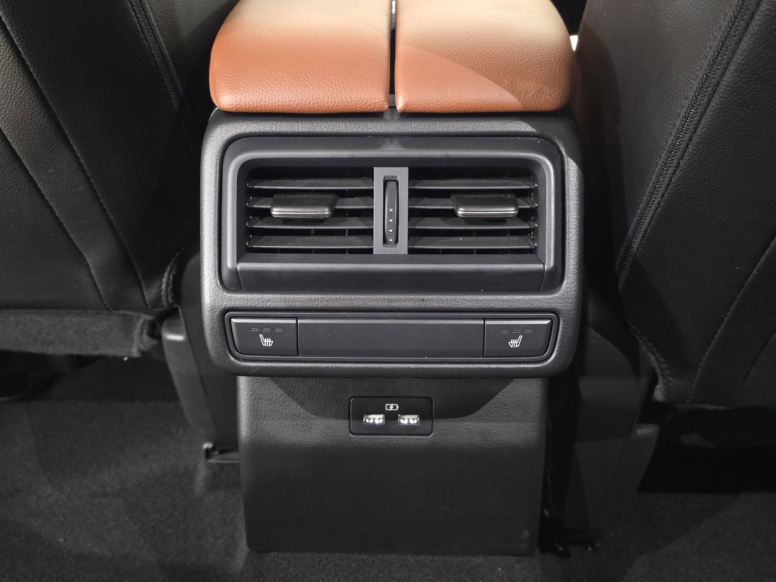 Used 2024 MAZDA CX-50 2.5 Turbo w/ Cargo Package image 17