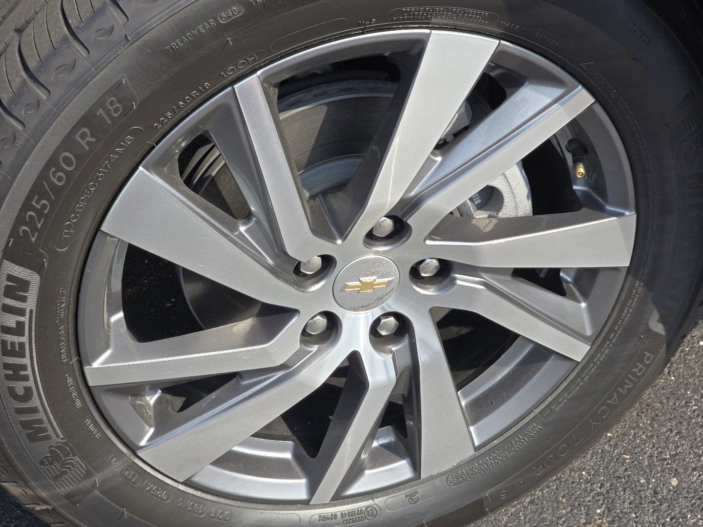 Used 2024 Chevrolet Equinox Premier image 15