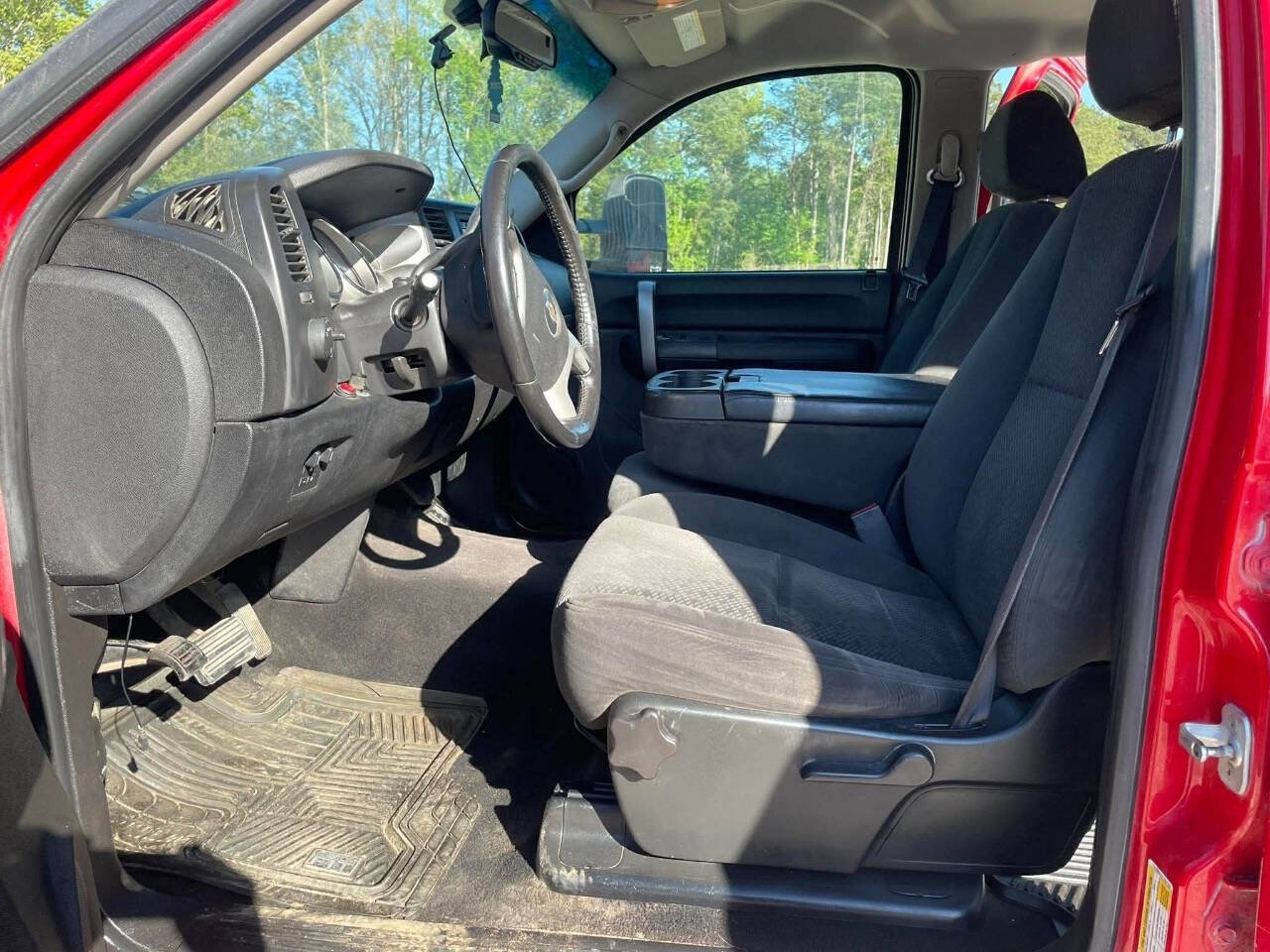 Used 2007 Chevrolet Silverado 2500 LT w/ Suspension Package, Off-Road image 12