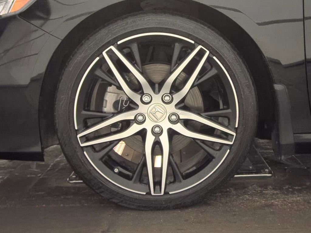 Used 2022 Honda Accord Touring image 4